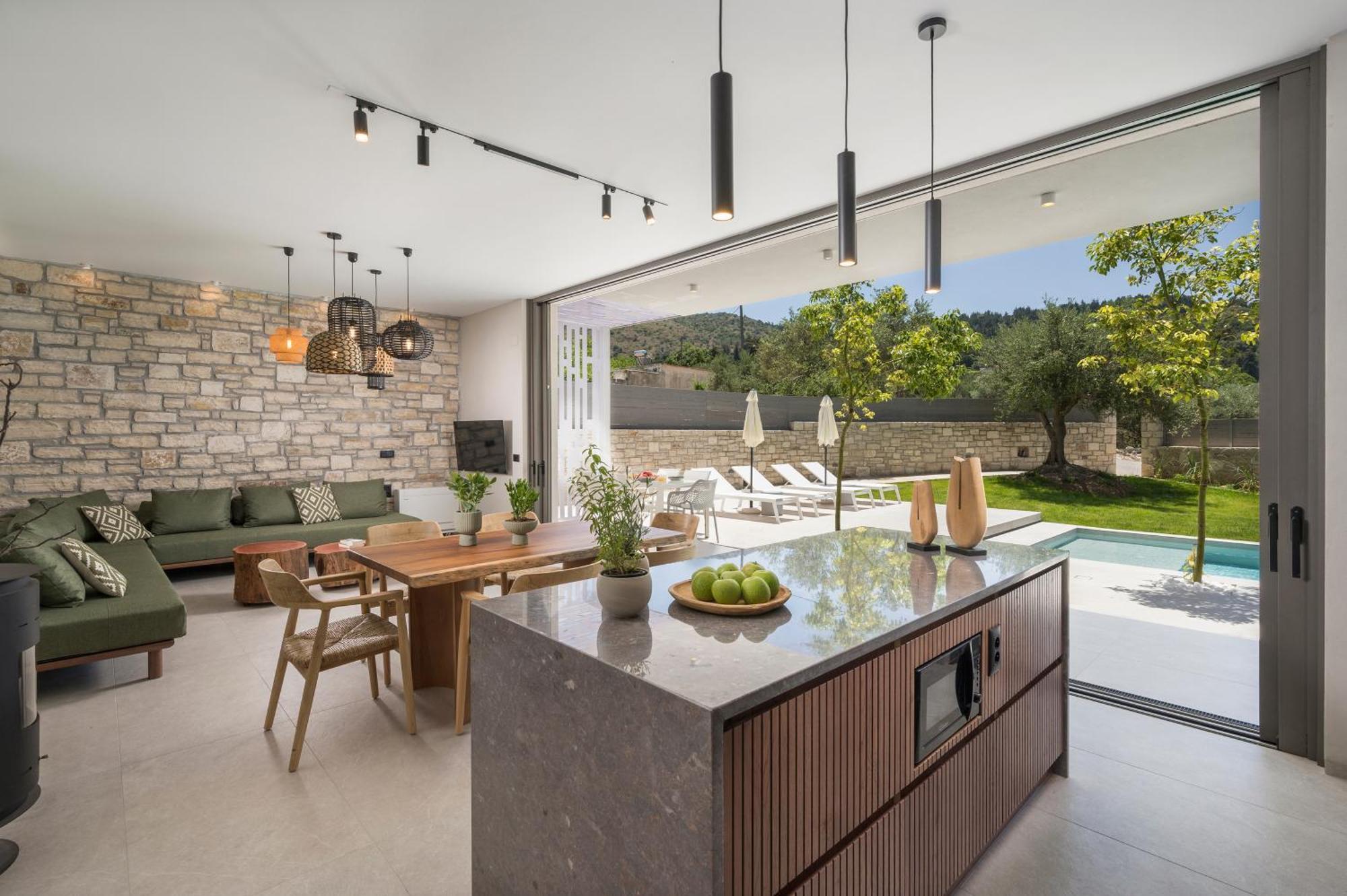 Petra Philippos Villa Khámbatha