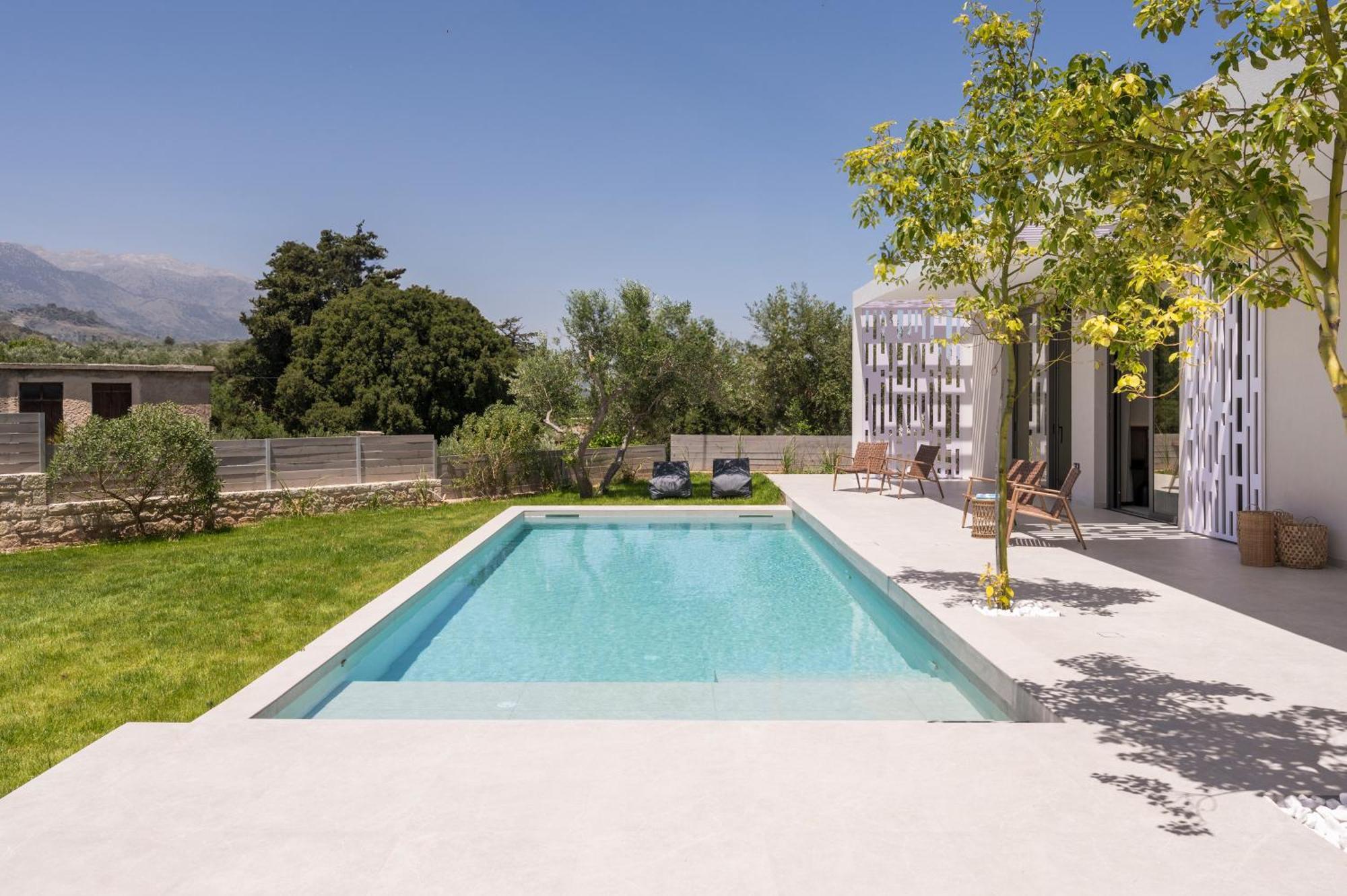 Villa Petra Philippos *