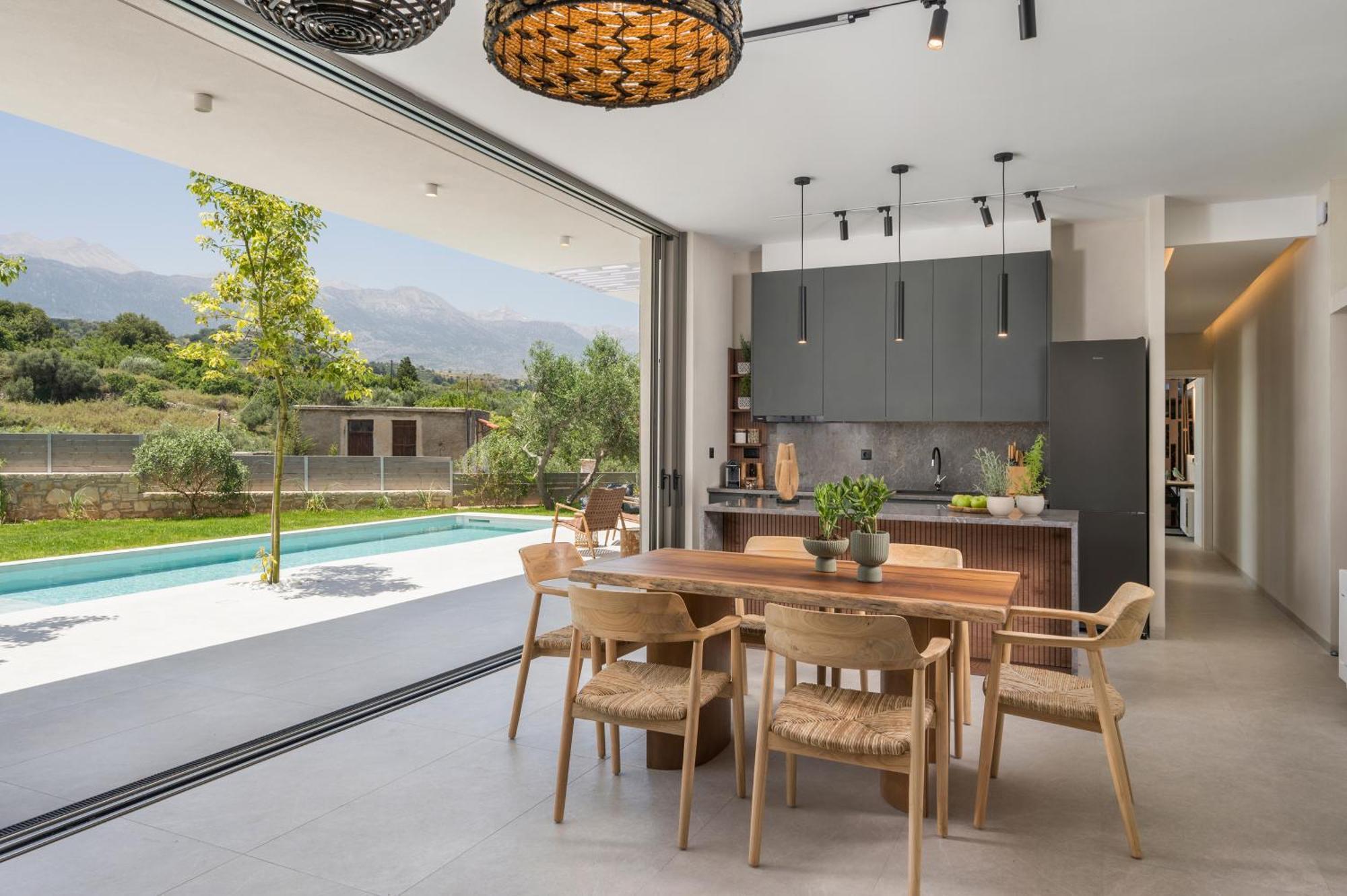 Petra Philippos Villa